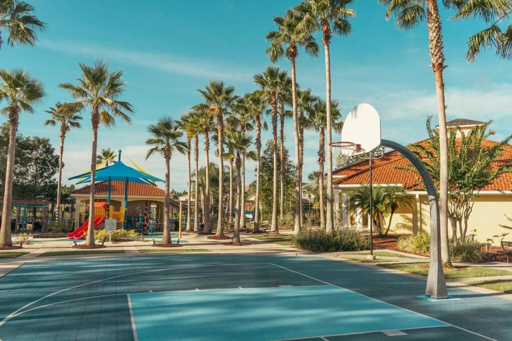 Ultimate Vacation Villa Near Disney Townhouse Kissimmee Bagian luar foto