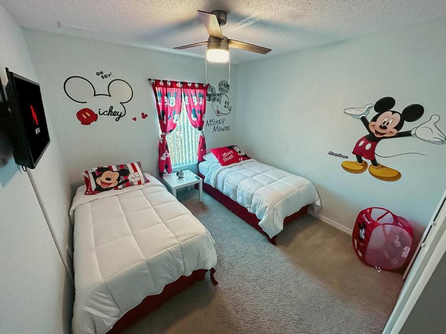 Ultimate Vacation Villa Near Disney Townhouse Kissimmee Bagian luar foto