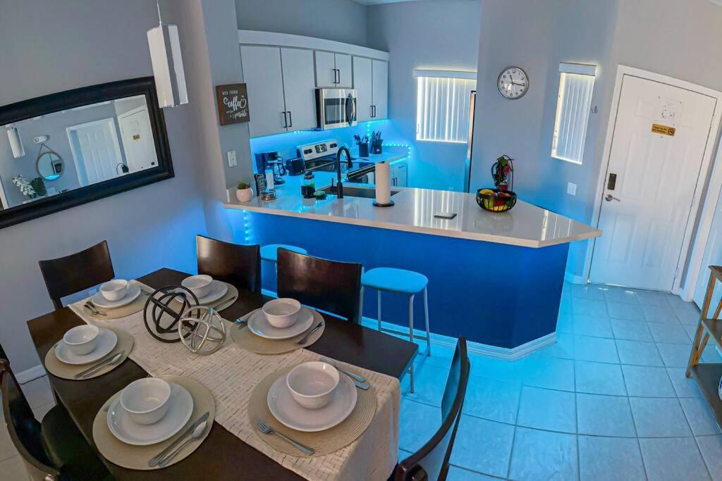 Ultimate Vacation Villa Near Disney Townhouse Kissimmee Bagian luar foto
