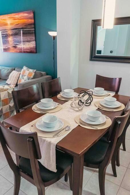 Ultimate Vacation Villa Near Disney Townhouse Kissimmee Bagian luar foto