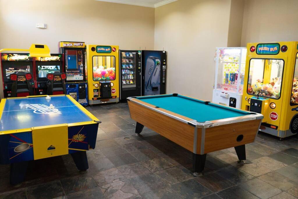 Ultimate Vacation Villa Near Disney Townhouse Kissimmee Bagian luar foto